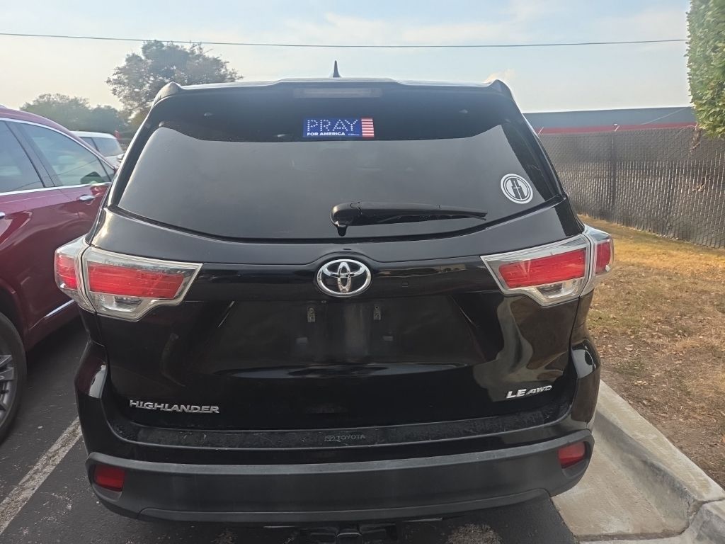 Thumbnail: 2015 Toyota Highlander - 6