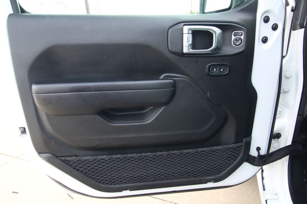 Used 2024 Jeep Wrangler SUV