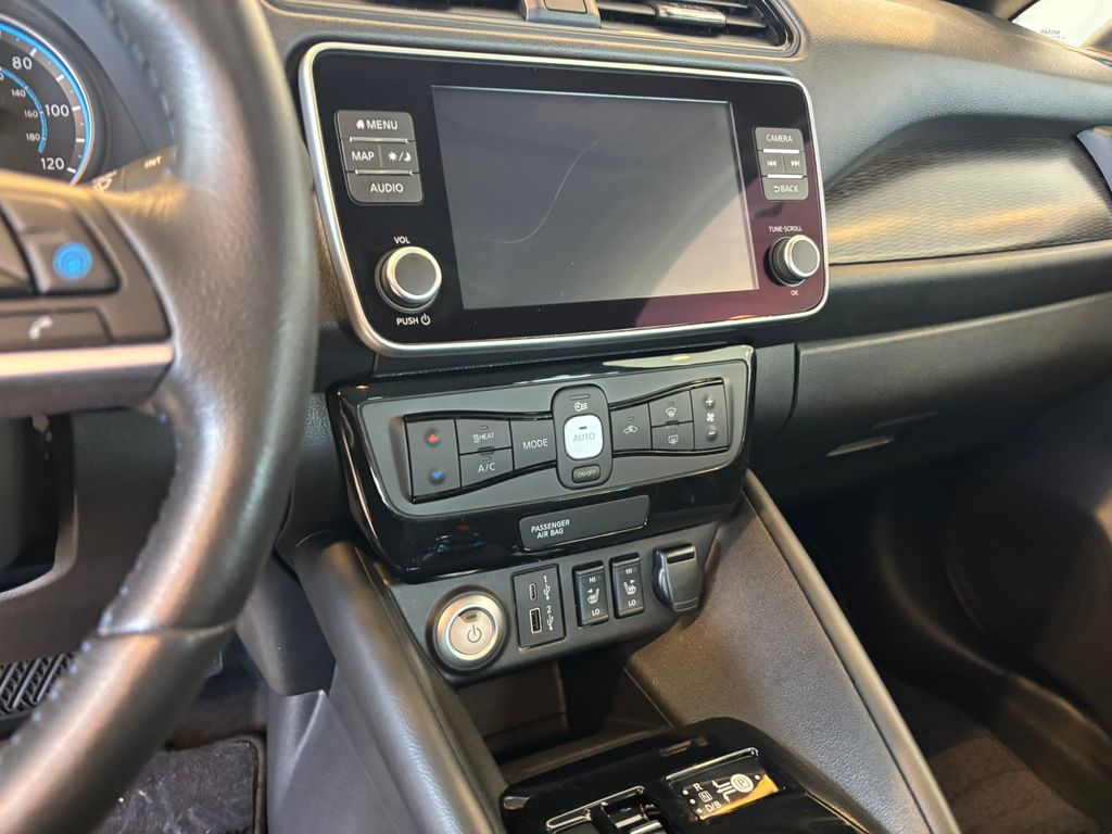 2024 Nissan Leaf SV Plus