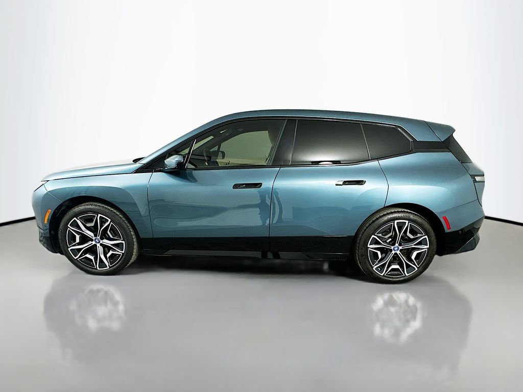 Thumbnail: 2024 BMW iX - 8