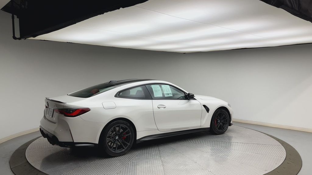 Thumbnail: 2024 BMW M4 - 2