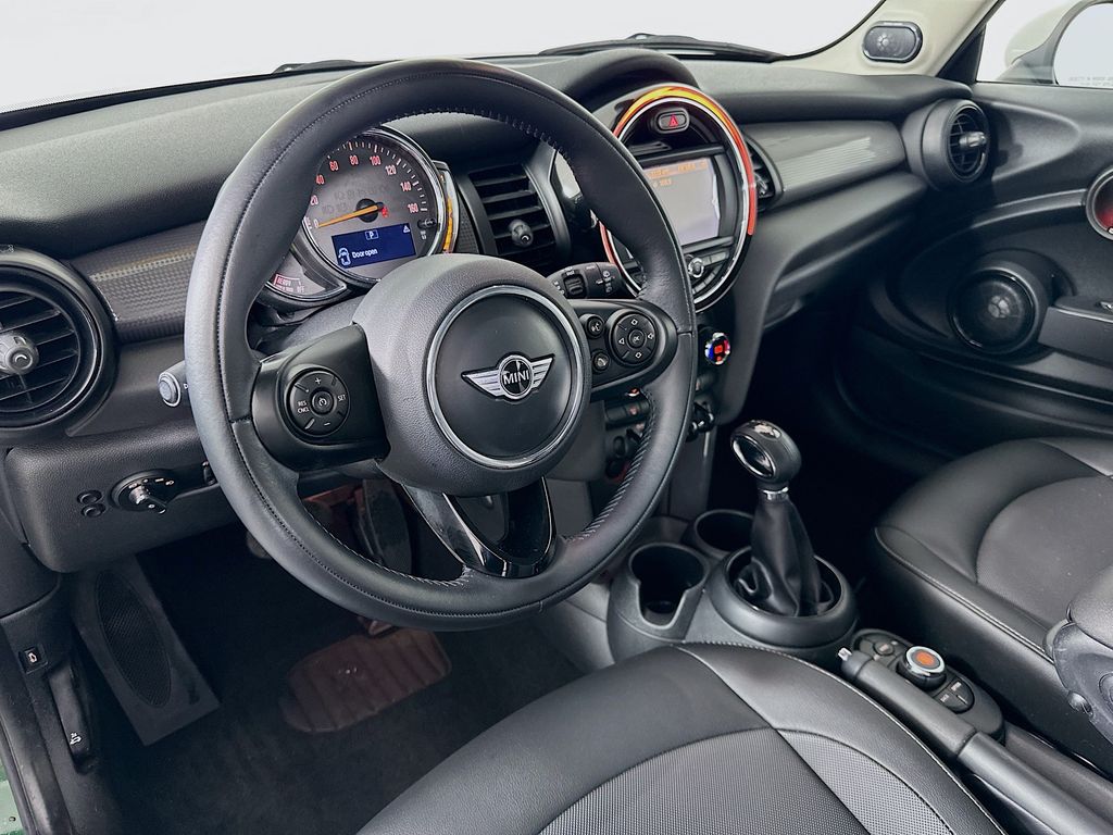 Thumbnail: 2018 MINI Cooper - 9