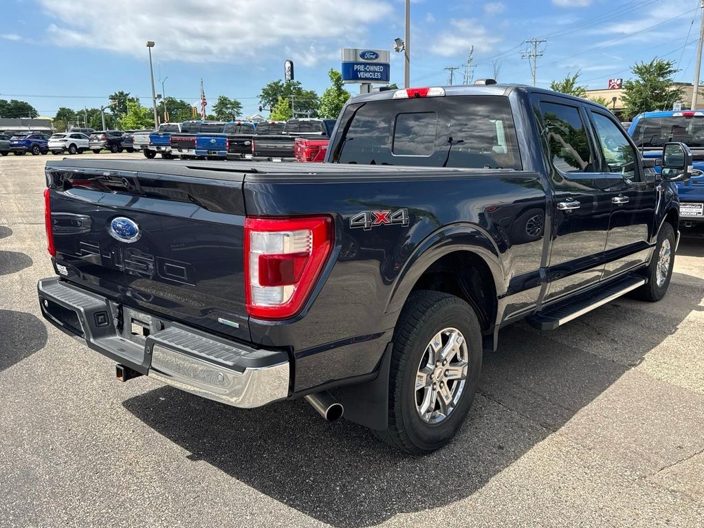 Certified Used 2022 Smoked Quartz Metallic Tinted Clearcoat Ford Lariat image 5
