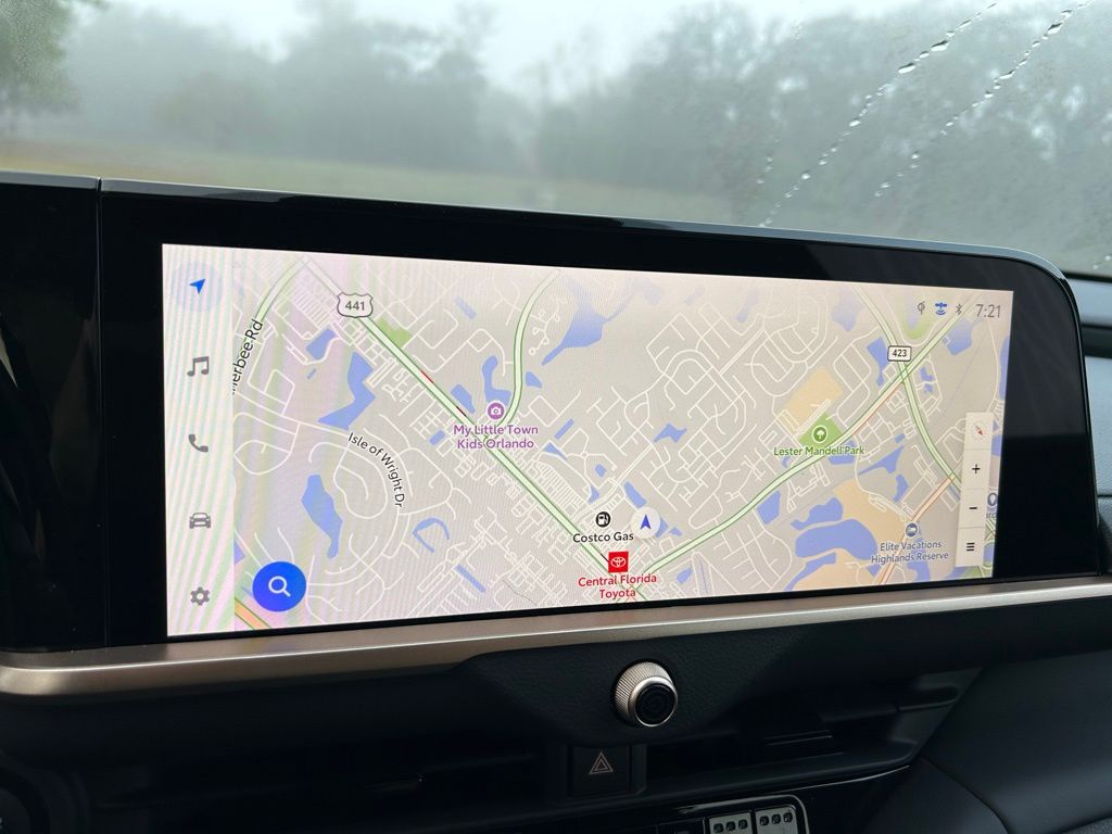 Thumbnail: 2025 Toyota Crown Signia - 26