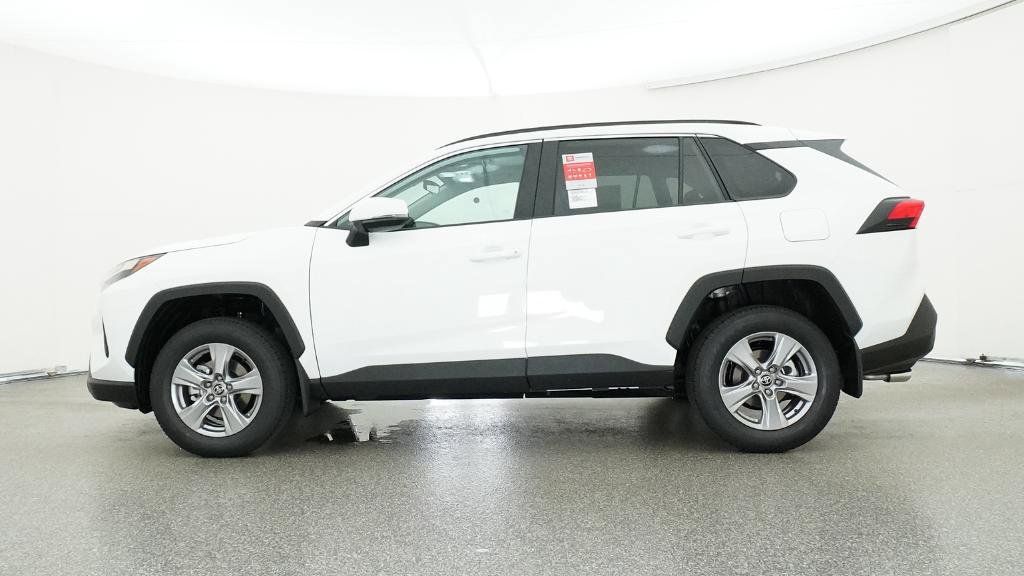 Thumbnail: 2025 Toyota RAV4 - 21