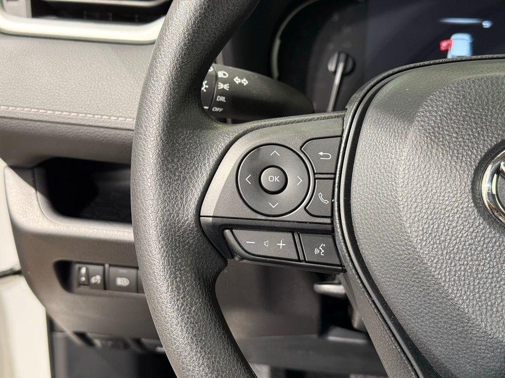 Thumbnail: 2025 Toyota RAV4 - 23