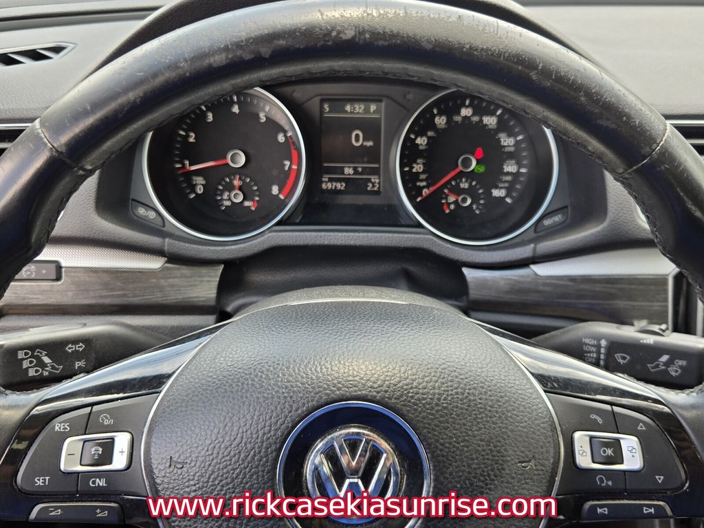 2018 Volkswagen Passat - $11,990
