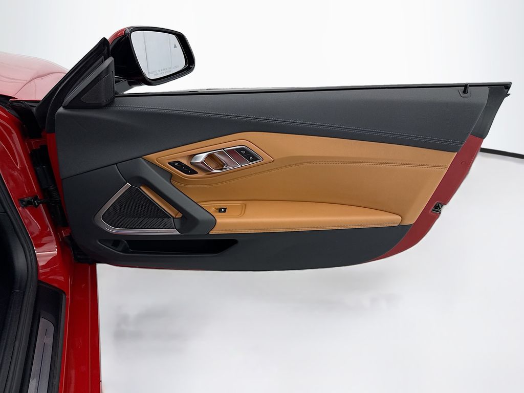 Thumbnail: 2020 BMW Z4 - 21