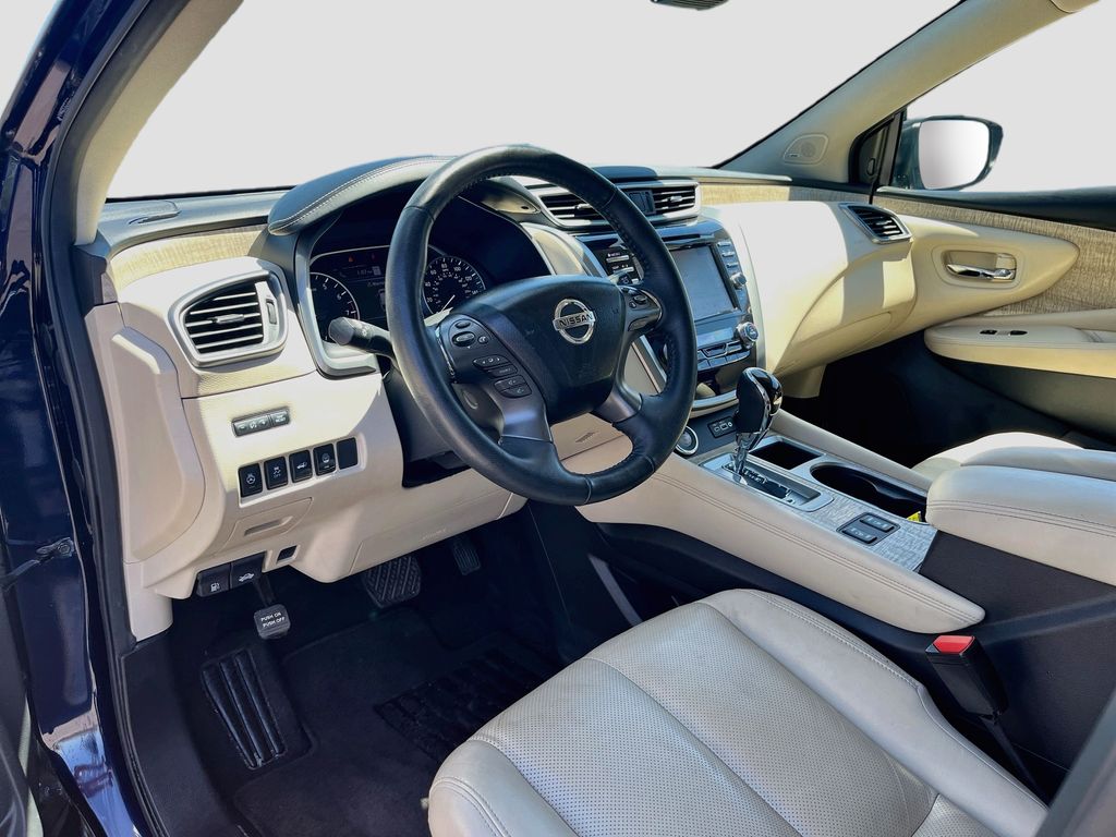 Used 2024 Blue Nissan SL image 9