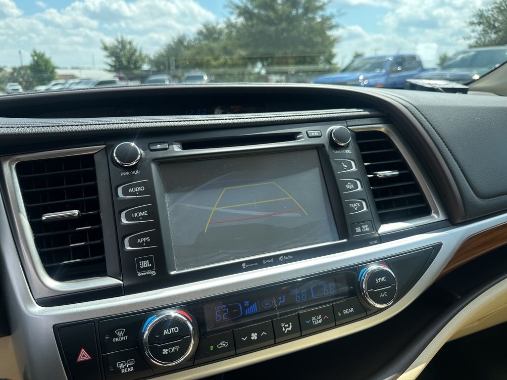 Used Car 2018 Toyota Highlander  Limited For Sale In Austin, Texas