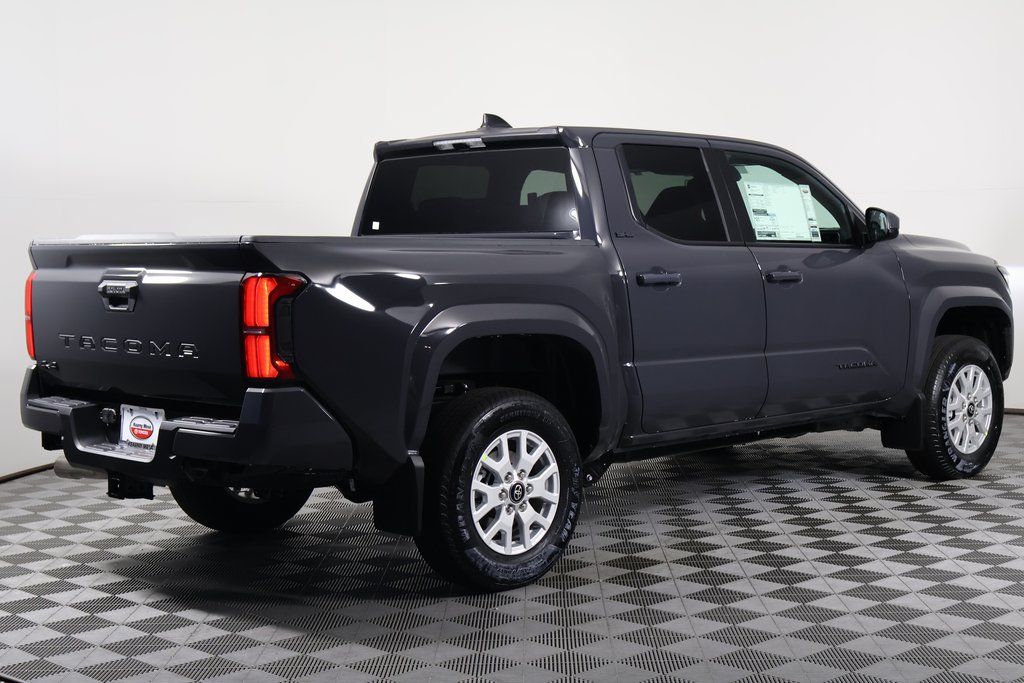 Thumbnail: 2025 Toyota Tacoma - 2