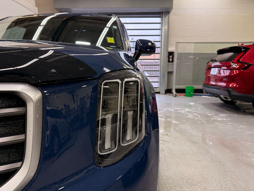 Thumbnail: 2024 Kia Telluride - 9