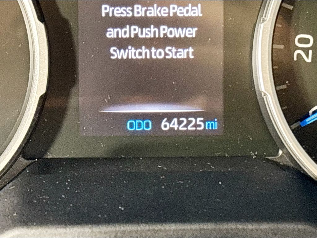 2020 Toyota RAV4 Hybrid XLE