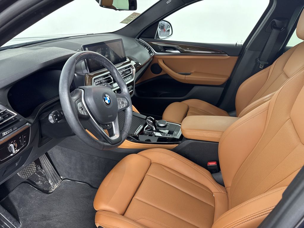 Thumbnail: 2023 BMW X4 - 10