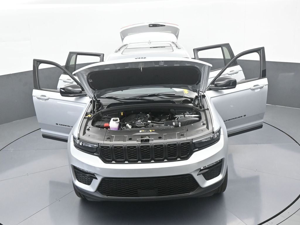 New 2025 Silver Zynith Jeep Limited image 66