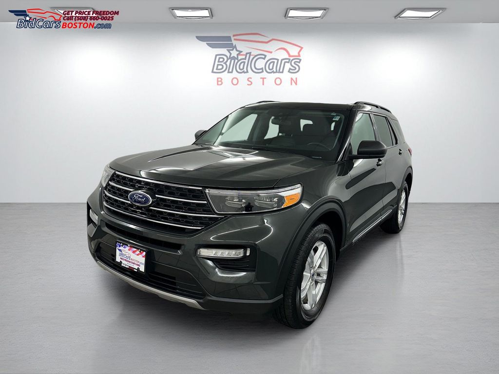 Green Metallic 2022 Ford Explorer XLT AWD SUV / Crossover All-Wheel Drive Automatic