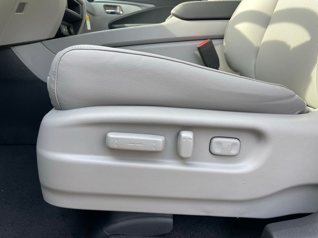 Thumbnail: 2026 Honda Ridgeline - 25