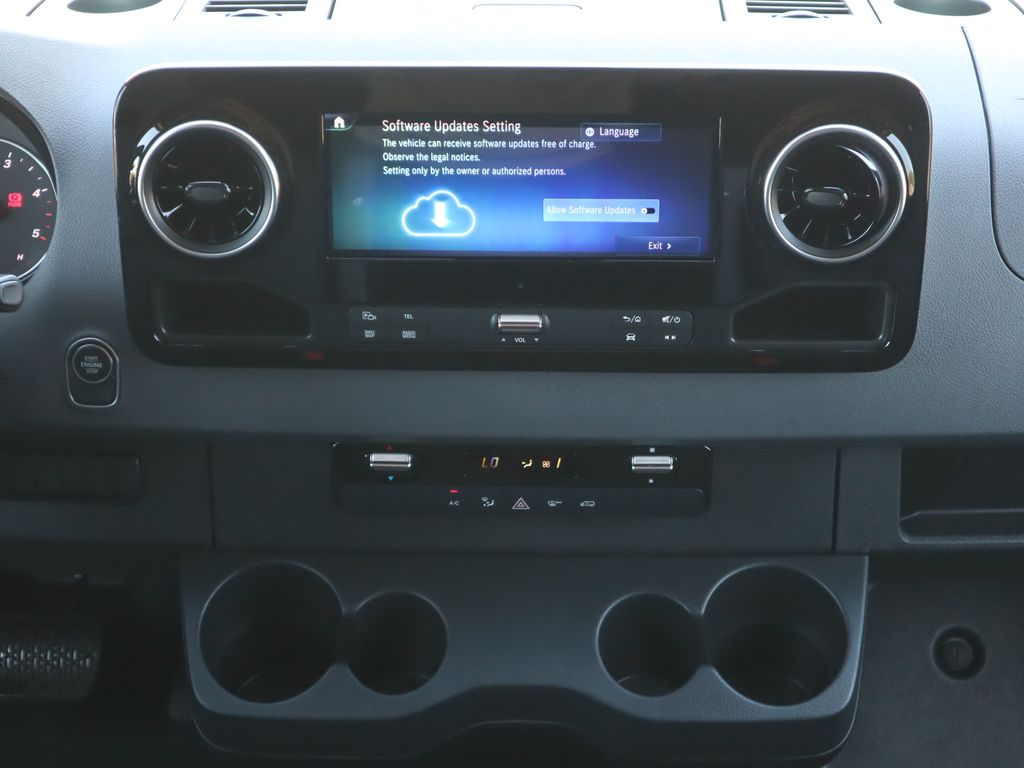 2025 Mercedes-Benz Sprinter 2500 15