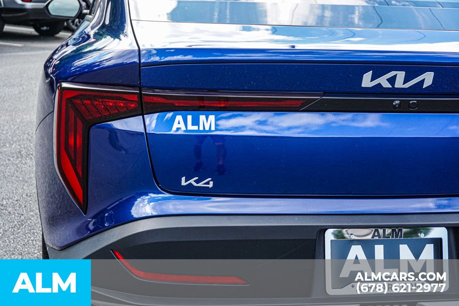 Used 2025 Blue Kia LXS image 13