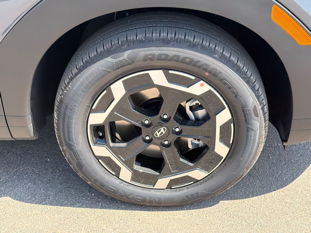 New 2027 Gray Hyundai SE image 13