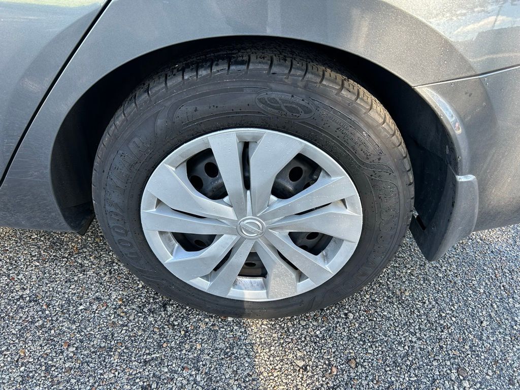 Thumbnail: 2023 Nissan Versa - 9