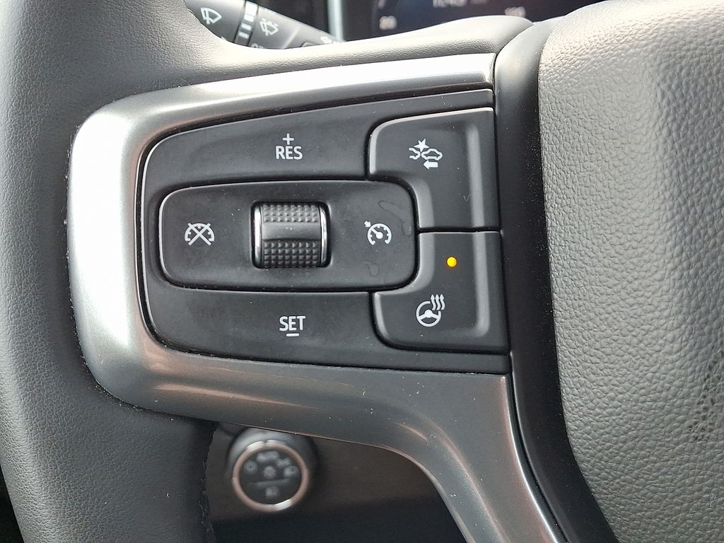 Thumbnail: 2026 Chevrolet Silverado 1500 - 21