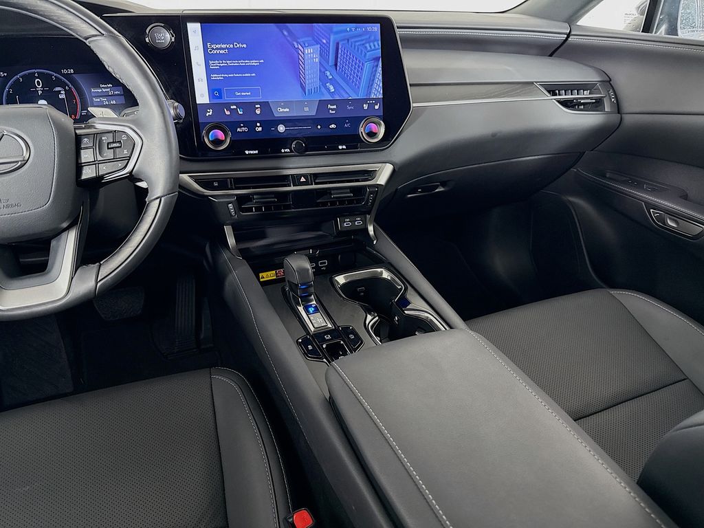 Thumbnail: 2025 Lexus RX - 24