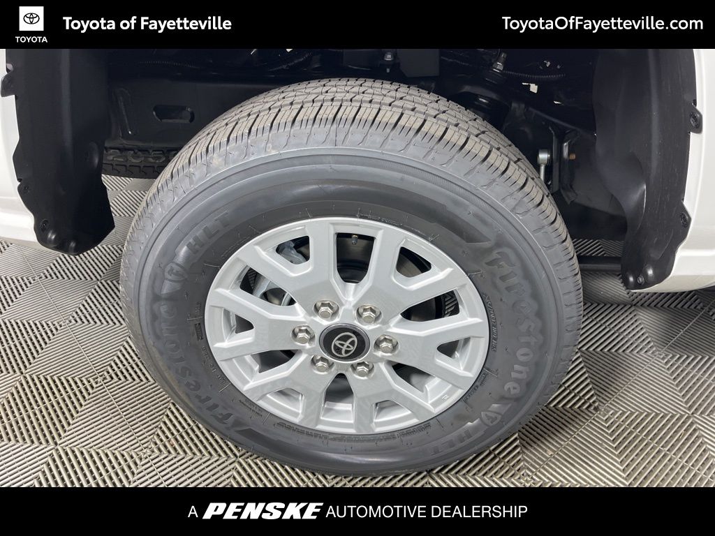 Thumbnail: 2025 Toyota Tacoma - 18