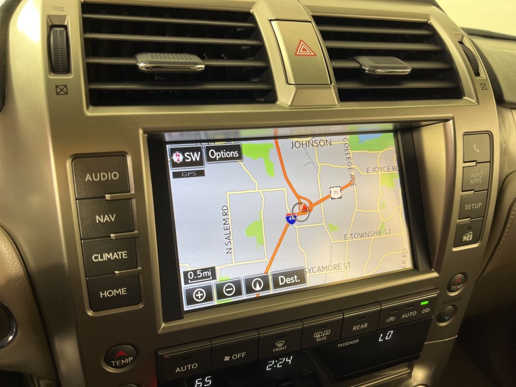 Thumbnail: 2017 Lexus GX - 30