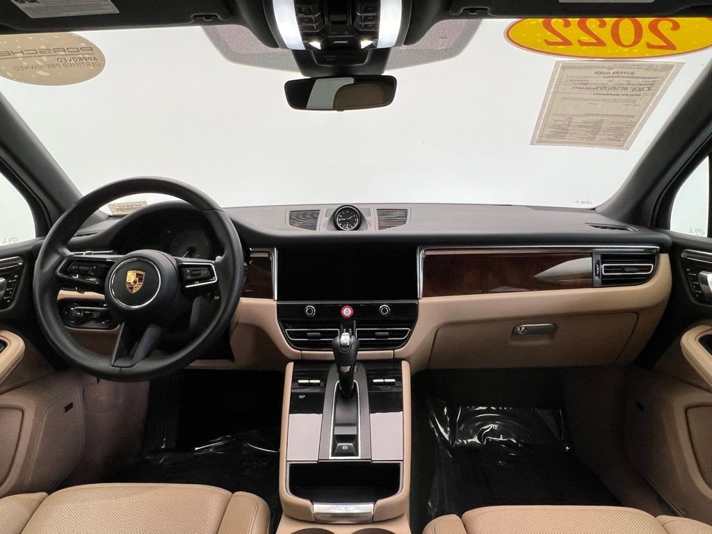 2022 Porsche Macan S 6