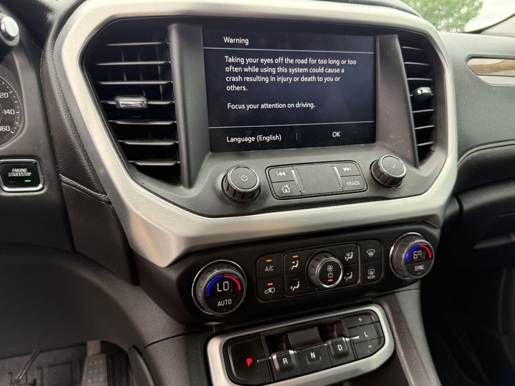 2021 GMC Acadia SLE Black at AutoSavvy Houston Southwest