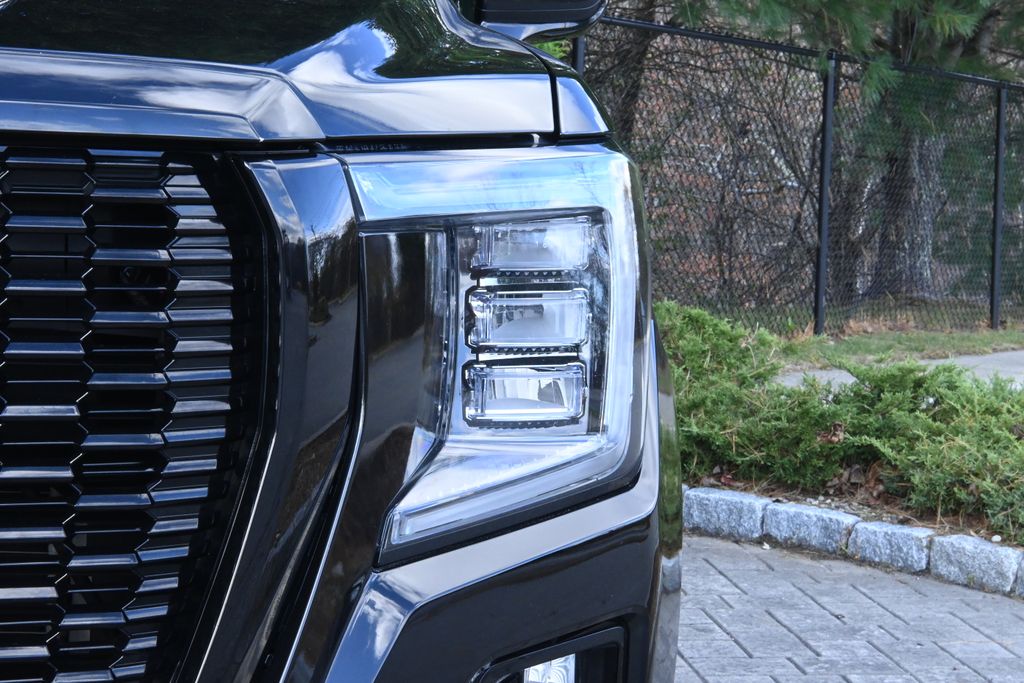Thumbnail: 2022 GMC Yukon - 12