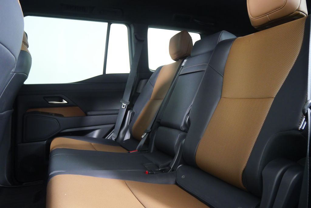 Thumbnail: 2025 Lexus GX - 16