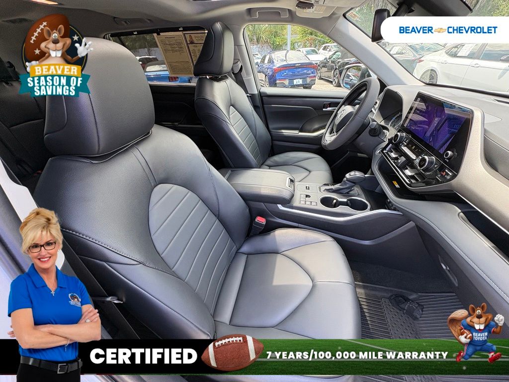 Used 2025 Toyota Highlander Hybrid SUV