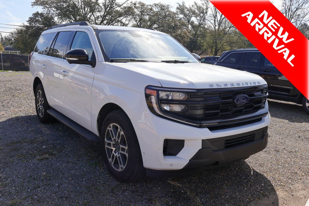 2025 Ford Expedition Active 4WD