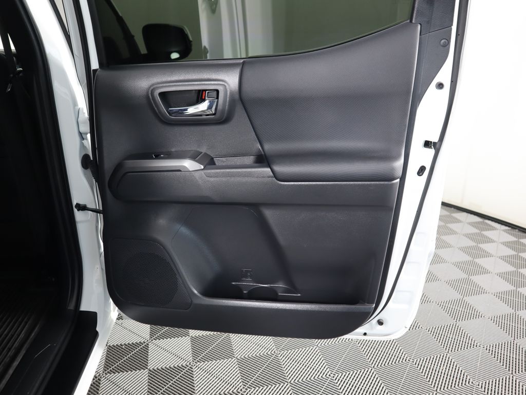 Thumbnail: 2023 Toyota Tacoma - 28