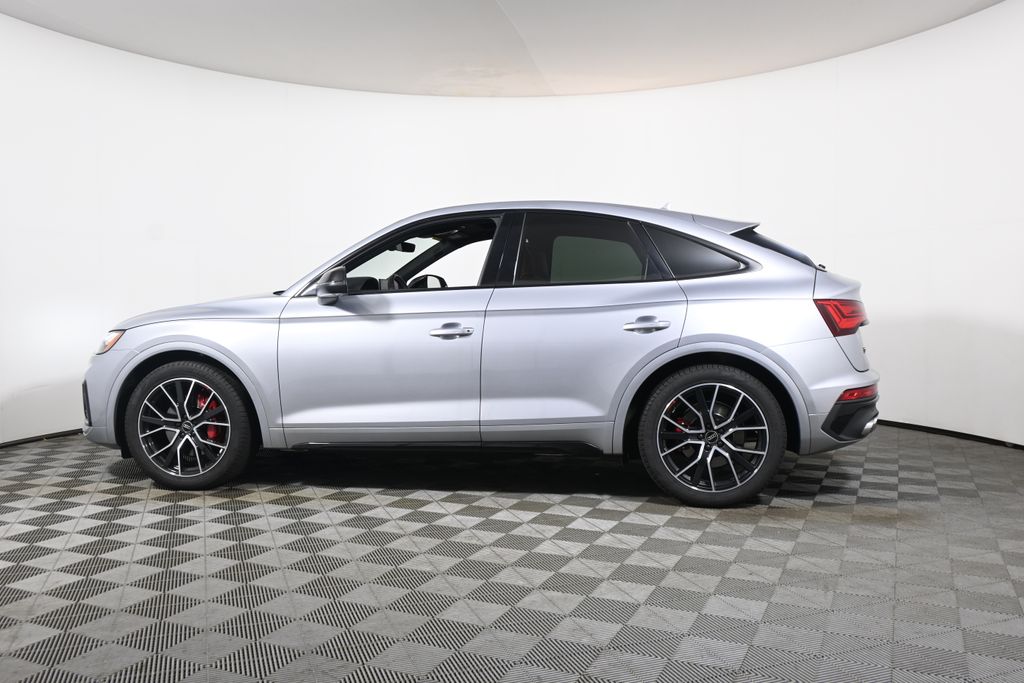 Thumbnail: 2024 Audi SQ5 - 2