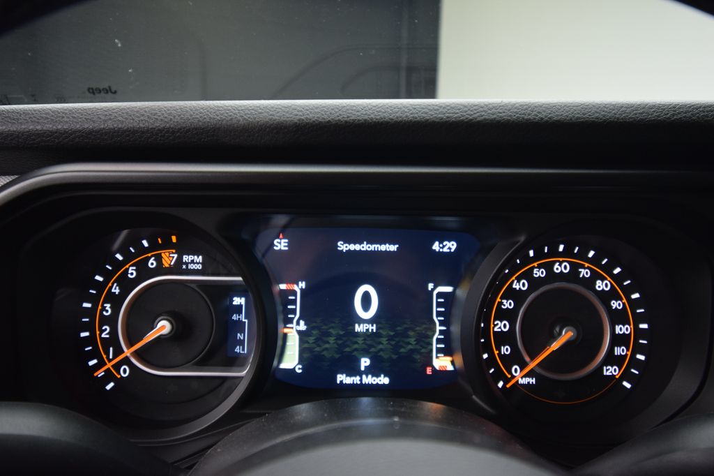 new 2026 Jeep Gladiator car, priced at $45,944