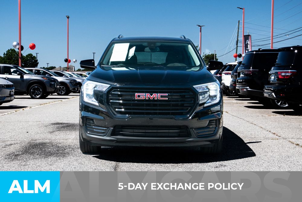 2024 Gmc Terrain SLE photo 3