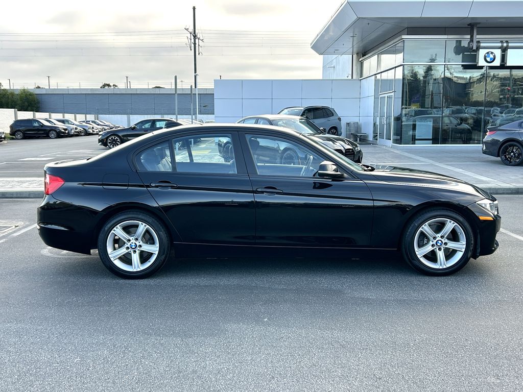 2013 BMW 3 Series 320i 6