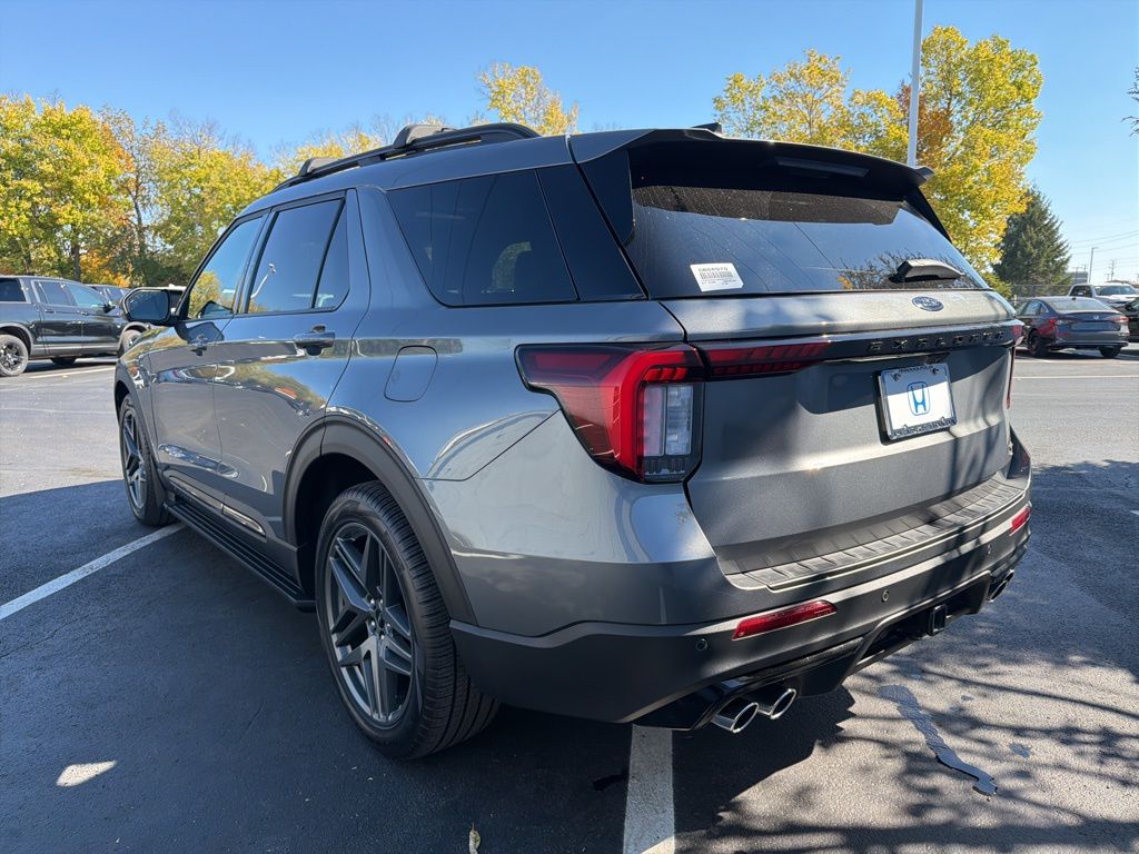 Thumbnail: 2025 Ford Explorer - 3