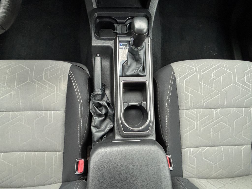 Thumbnail: 2022 Toyota Tacoma - 18