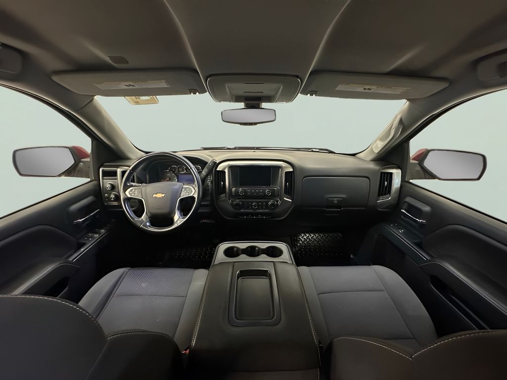 2018 Chevrolet Silverado 1500 LT photo 4