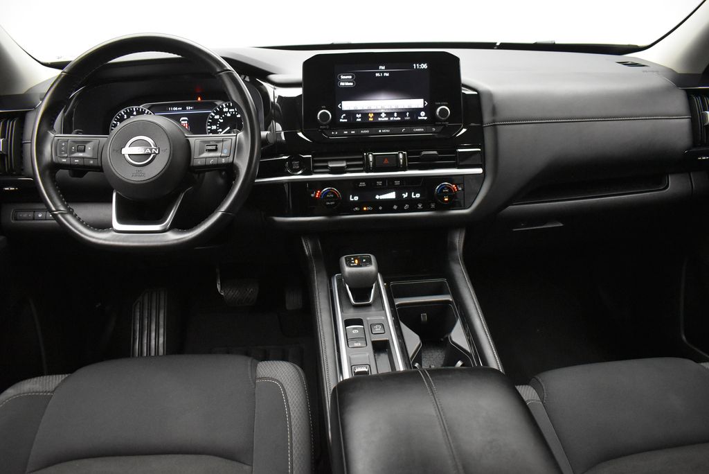 Thumbnail: 2025 Nissan Pathfinder - 24