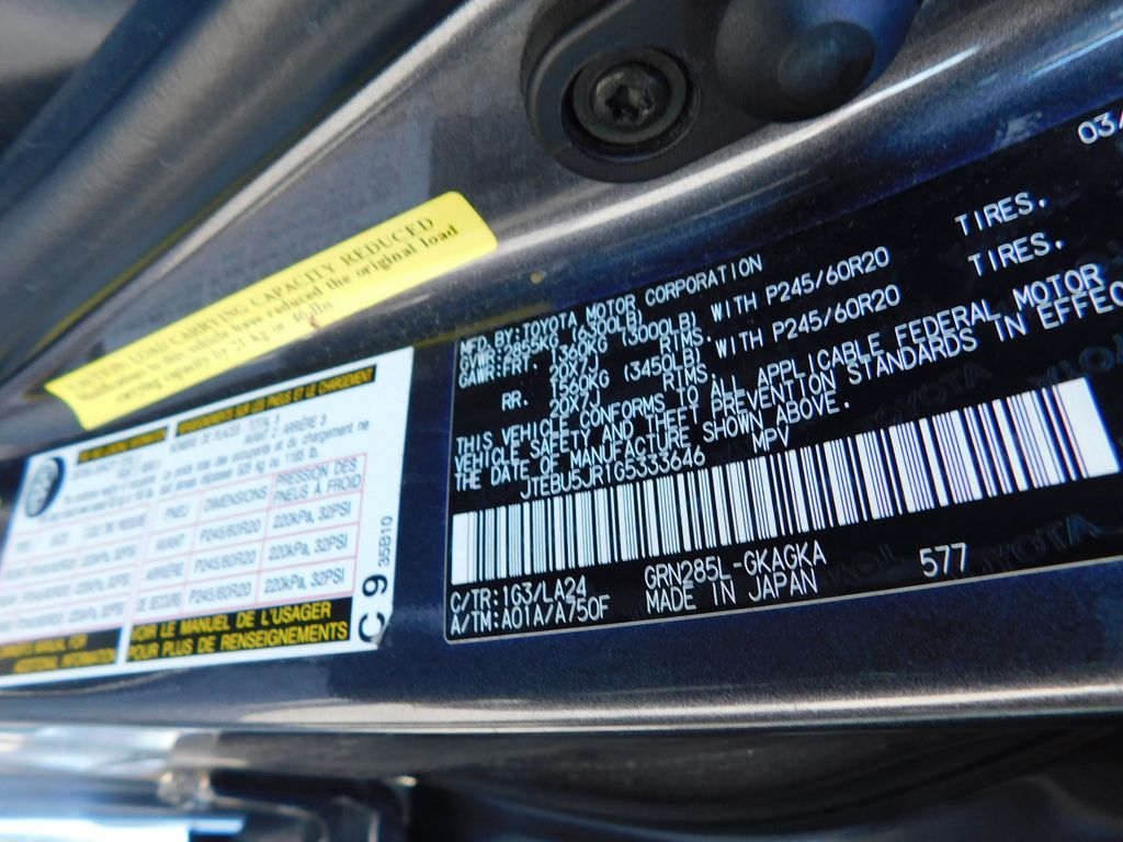 Thumbnail: 2016 Toyota 4Runner - 12