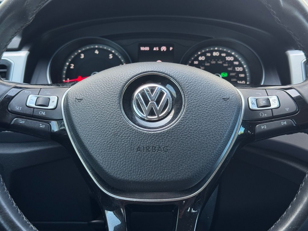 2018 Volkswagen Atlas 2.0T SE  at Royal Nissan