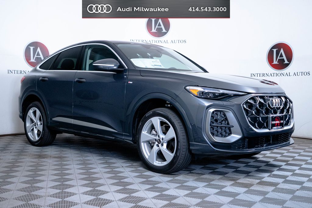Tambora Gray Metallic 2026 Audi Q5 Sportback Sedan All-Wheel Drive 7-Speed Automatic