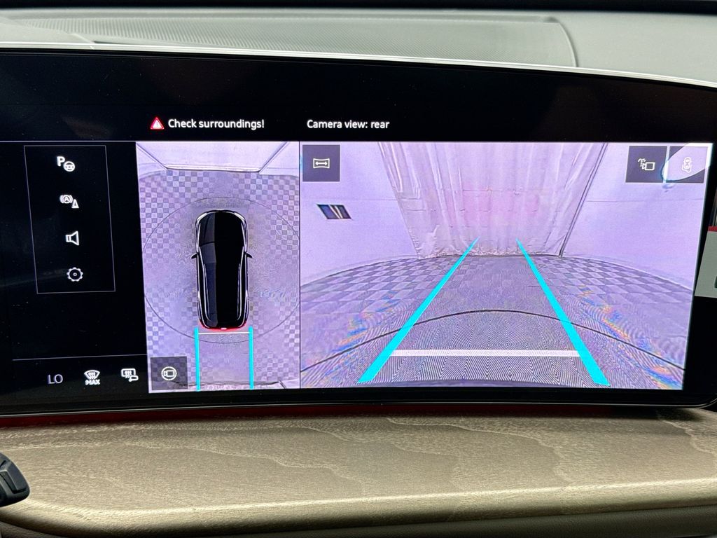 Thumbnail: 2025 Audi Q5 - 16