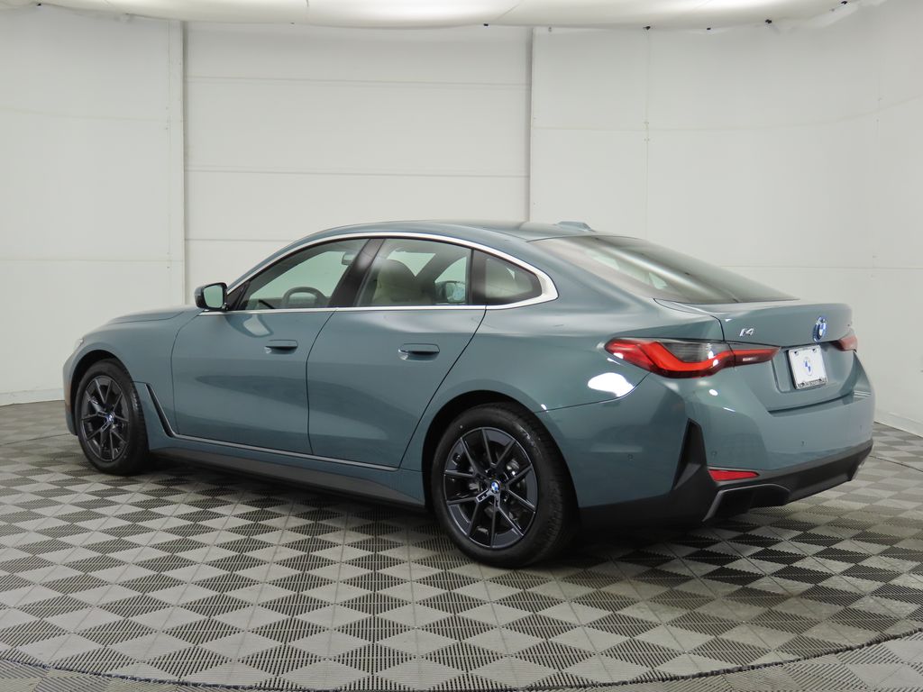 2025 BMW i4 eDrive40 7
