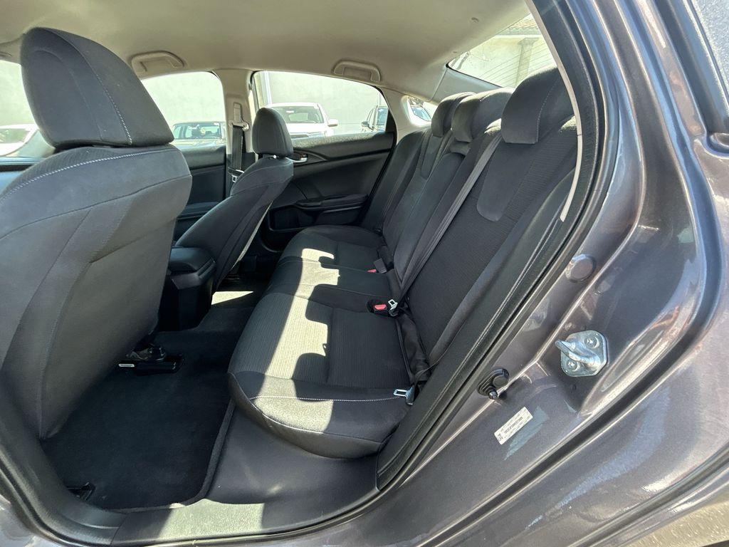 Thumbnail: 2021 Honda Insight - 22